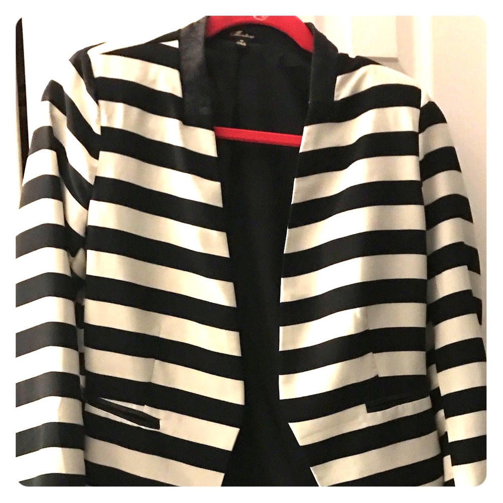 Black & white striped blazer